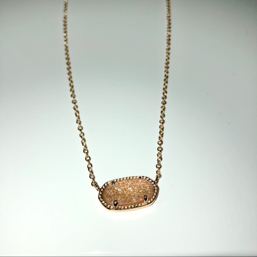 Kendra Scott peach sparkle necklace
